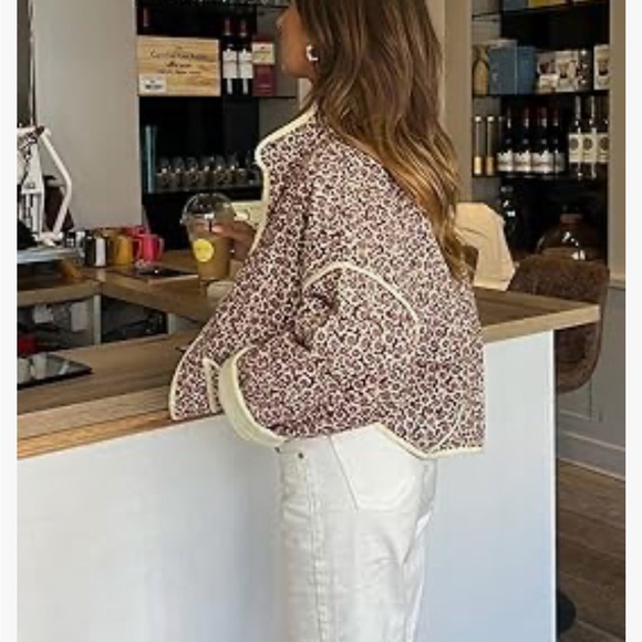 Coat - Picture 10 of 10